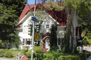 English Cottage Style House